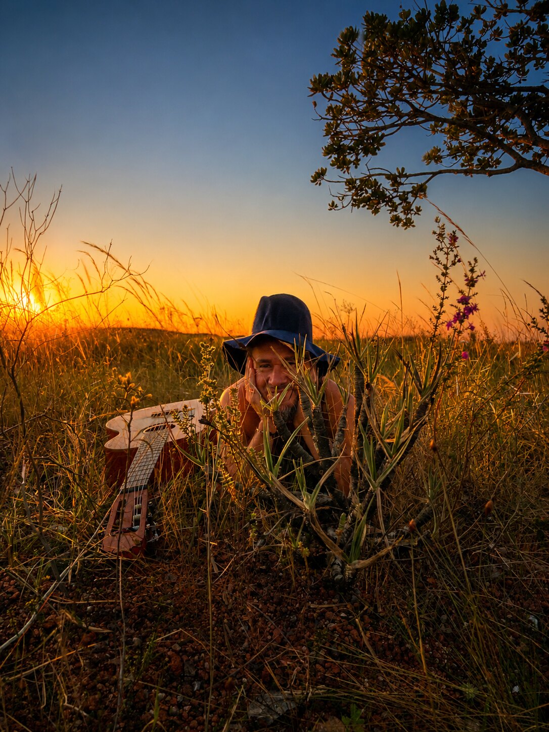 Sol Sebastián — músico e luthier na Chapada dos Veadeiros